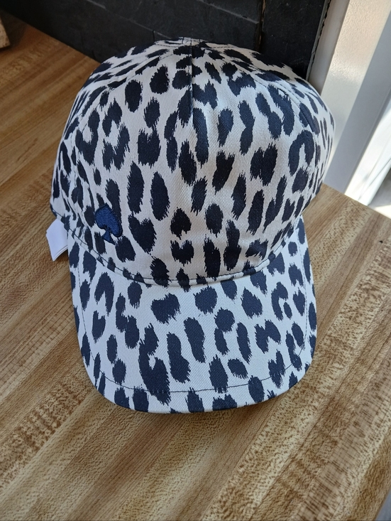 Kate Spade NWT Navy/White Leopard Spot Baseball Cap - Picture 2 of 4